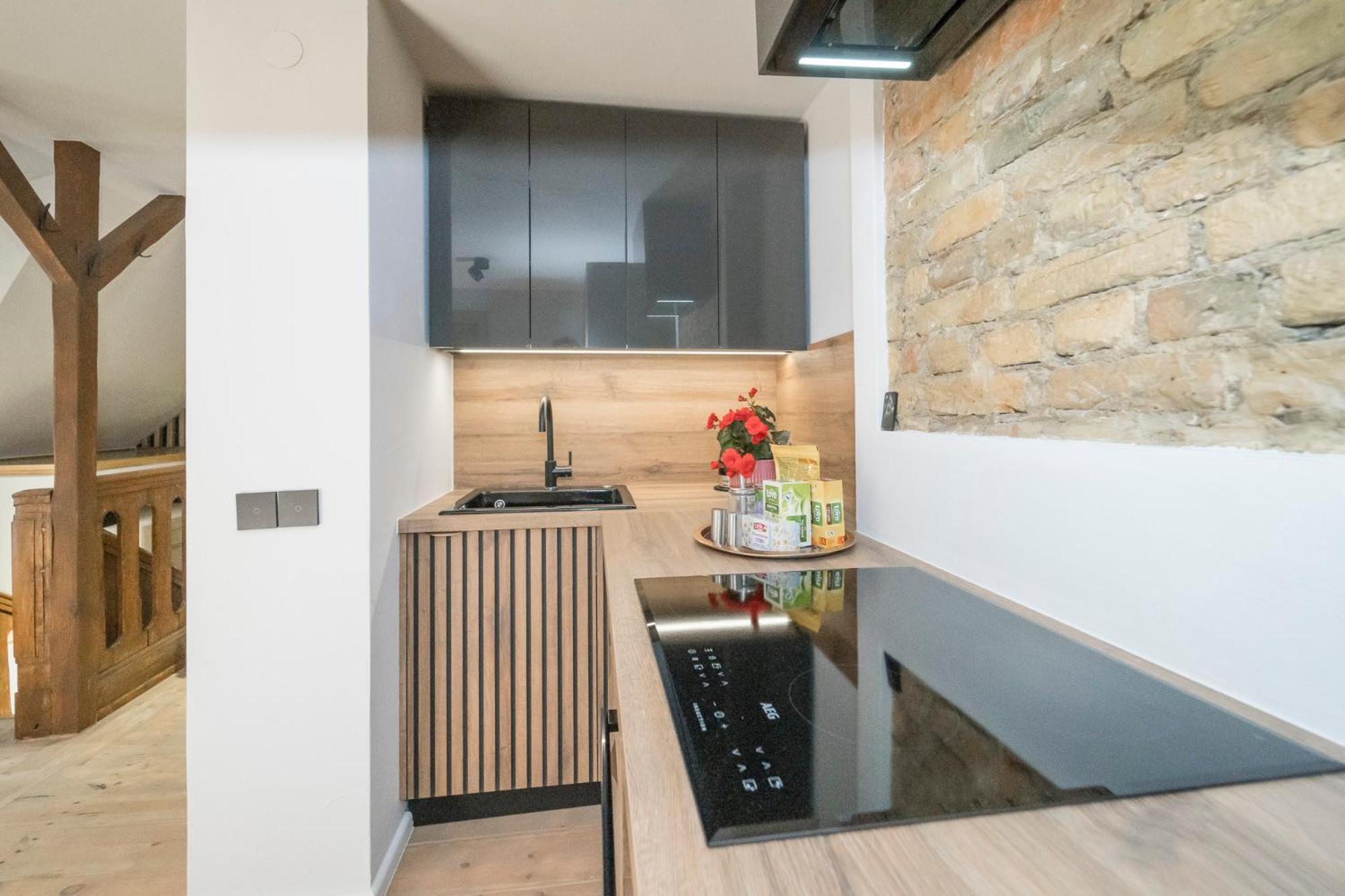 K45 Old Town Apartment *